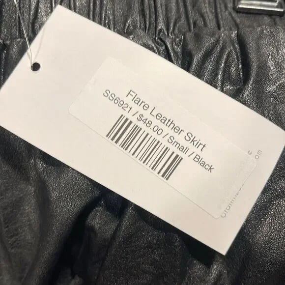 Black Flare Leather Skirt Size Small - Picture 2 of 3